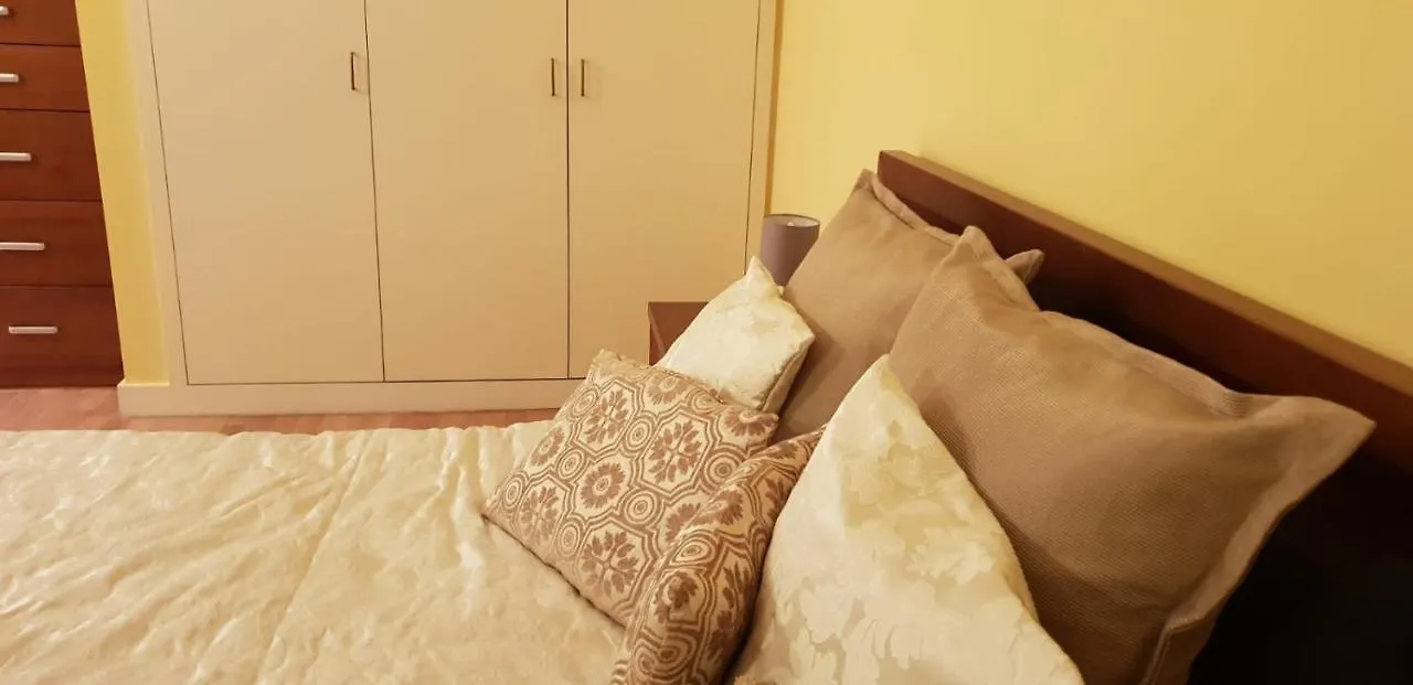 My Holiday Home In Lizbona 0*,  Portugalia